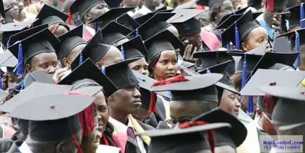 Lets Talk!! Are Nigerian Politicians More Hardworking Than Nigerian Graduates?